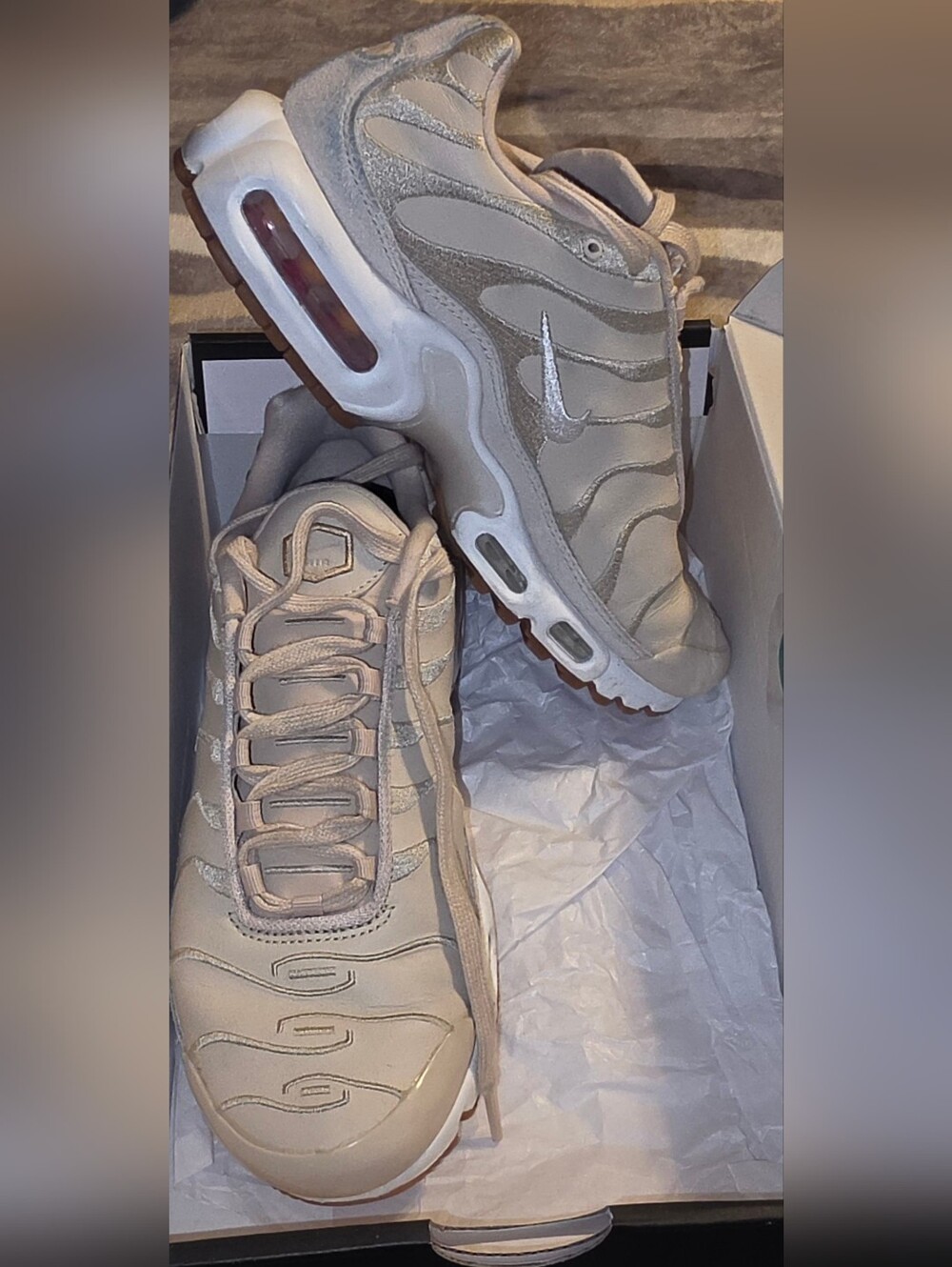 Air Max Plus leather Prm womens size 8.5